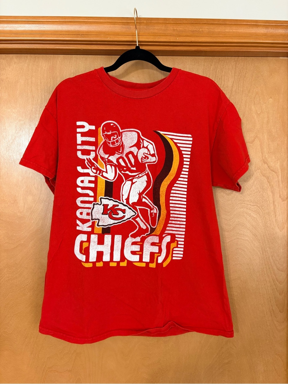 Buckle Red Kansas City Chiefs Graphic Tee